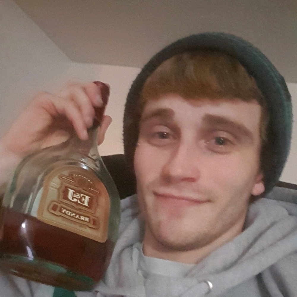 Meet your Posher, Devin